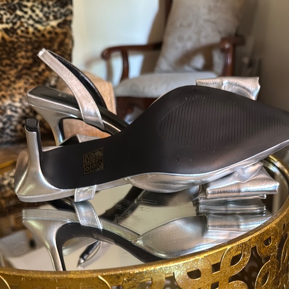 Silver Bow Heels for Women - Picture 4 of 6